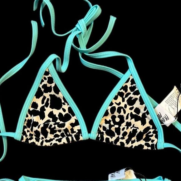 NWT Princess Polly Blaylock Leopard and Turquoise Triangle Bikini Top Size 4 - Picture 1 of 5
